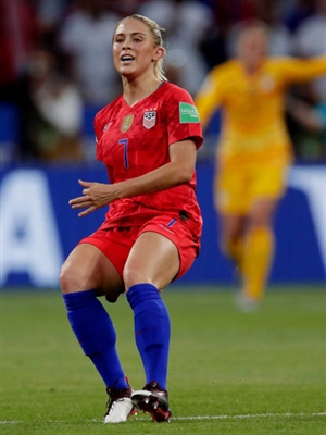 Abby Dahlkemper puzzle 10001347