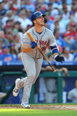 Pete Alonso Poster 10012334