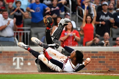 Ozzie Albies Poster 10017011