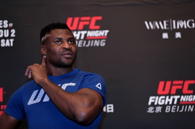 Francis Ngannou Stickers 10027453