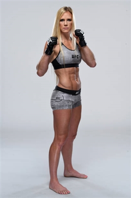 Holly Holm puzzle 10032878