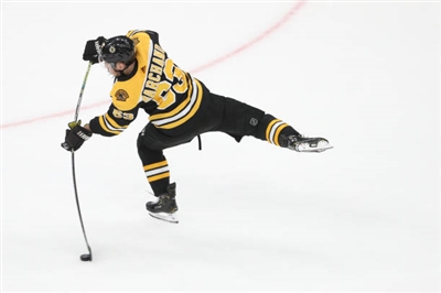 Brad Marchand Poster 10051108