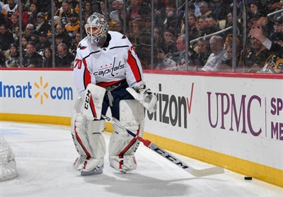 Braden Holtby Poster 10052135