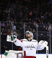 Braden Holtby hoodie #10052149