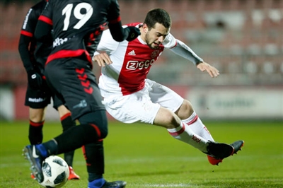 Amin Younes Poster 10096430