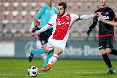 Amin Younes Poster 10096432