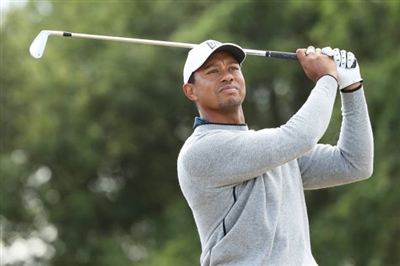 Tiger Woods tote bag #G1747112