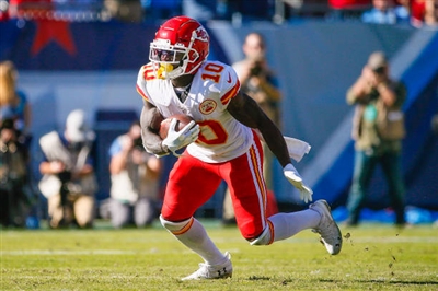 Tyreek Hill puzzle 10334684