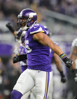 Anthony Barr Poster 10341415