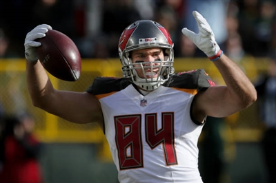 Cameron Brate Poster 10362239